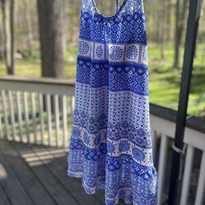 Old Navy Blue & White Boho Print Swimsuit Cover-Up - Size M